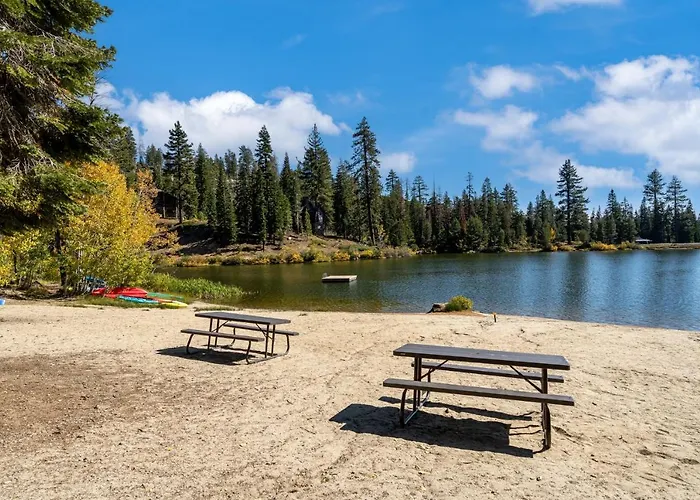 Relaxing, Well Furnished Condo! - Creekside #29
